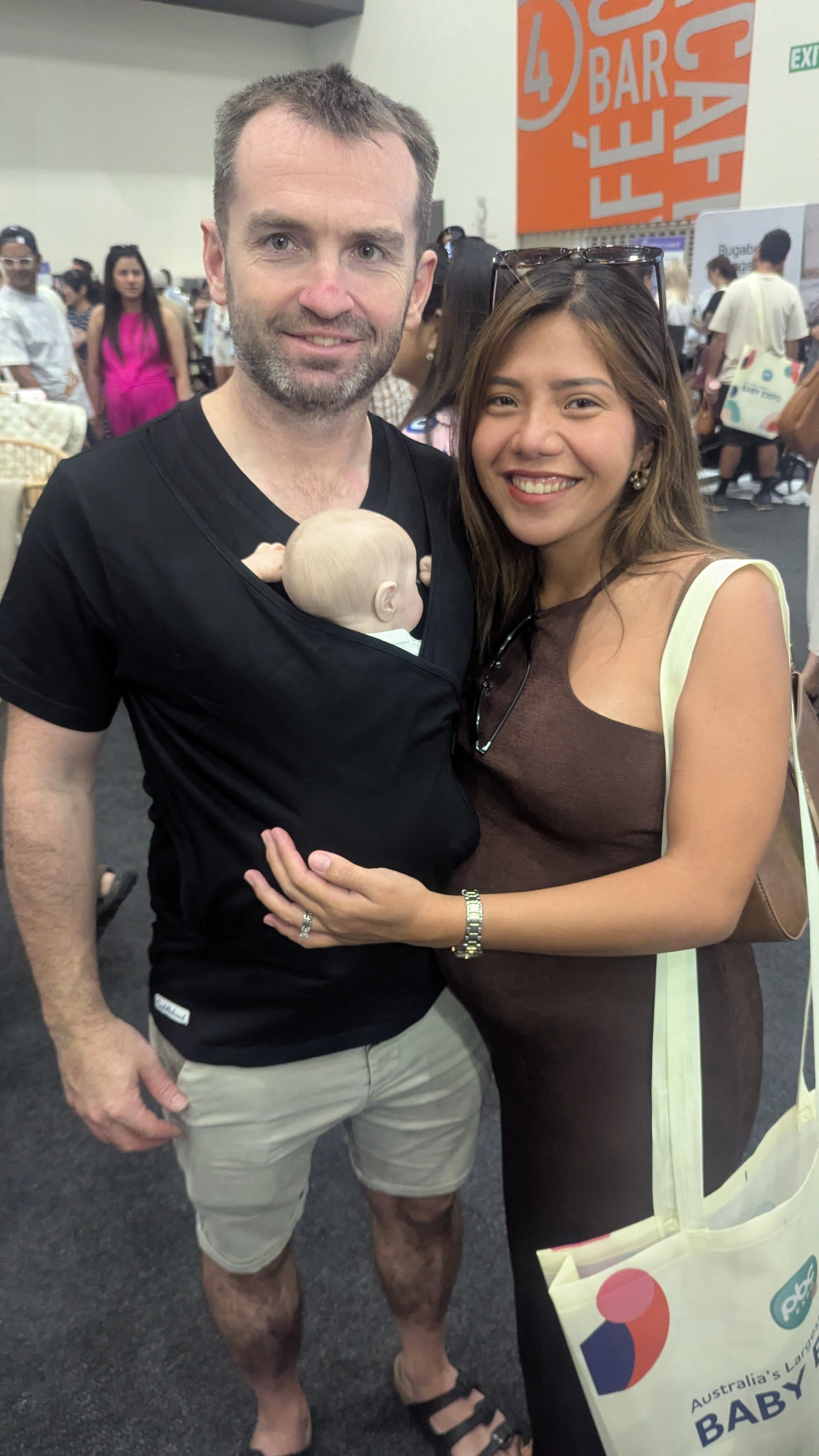 Dad’s First Bond: Why Dad Carrier T-Shirts Are a Game Changer for New Fathers